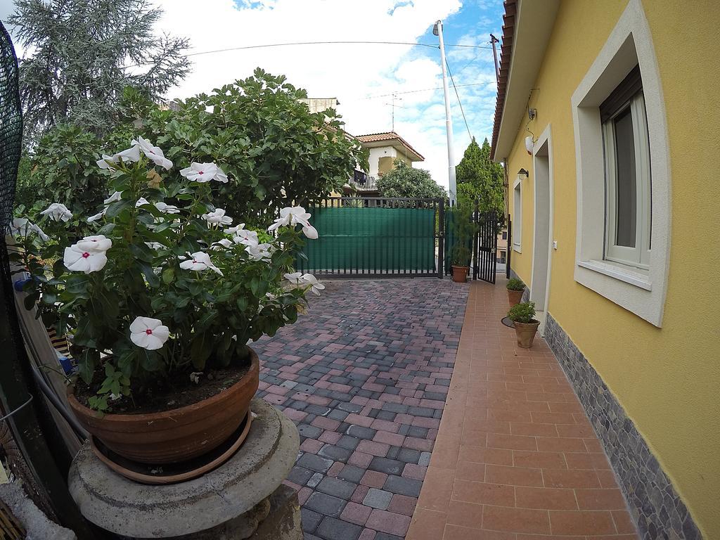Holiday Home Luppinedda Nunziata Esterno foto