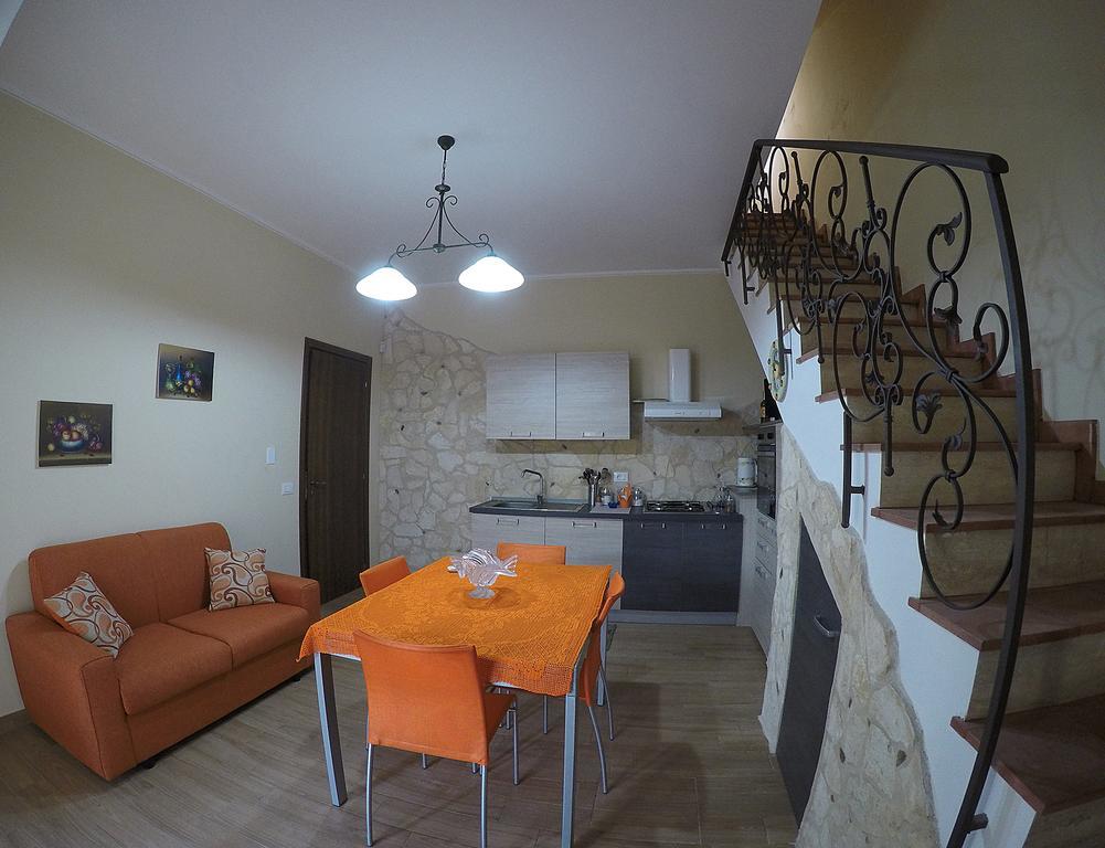 Holiday Home Luppinedda Nunziata Esterno foto