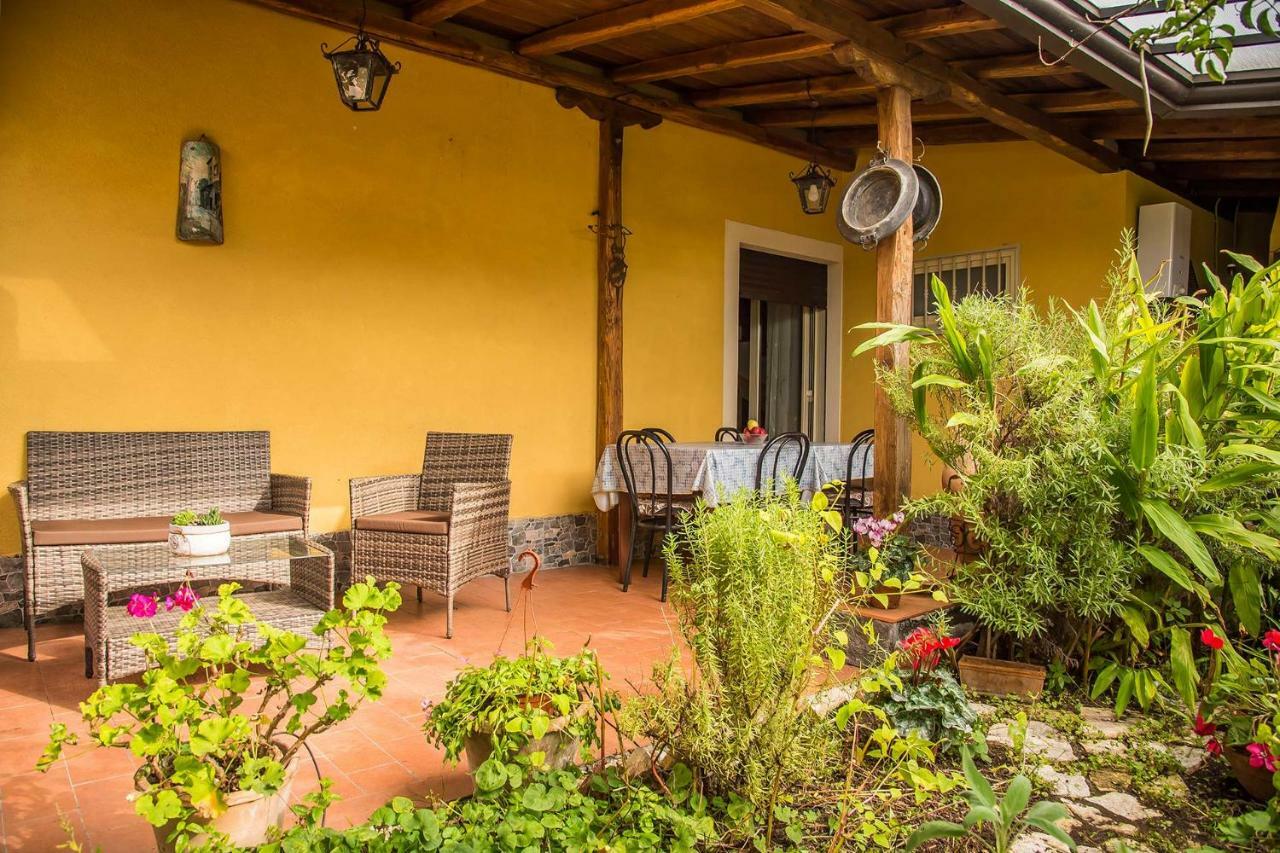 Holiday Home Luppinedda Nunziata Esterno foto